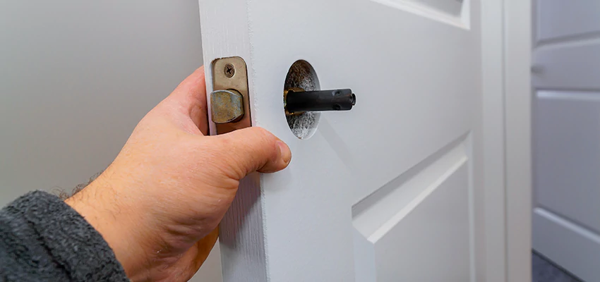 Nighttime Locksmith For Lock Repair in Naperville, IL