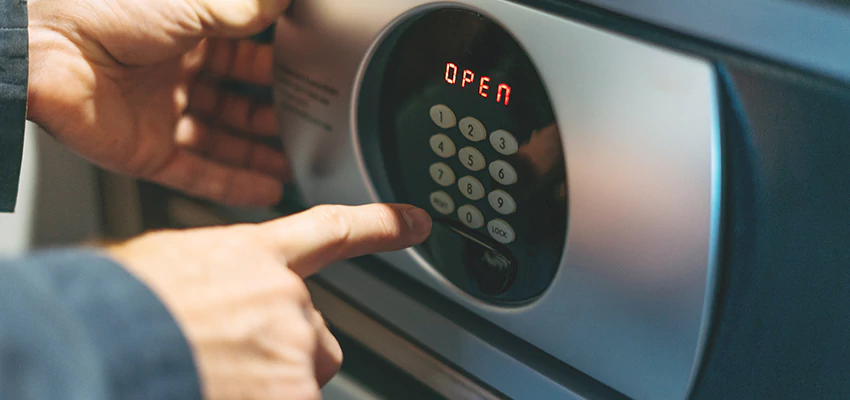 Cash Safe Openers in Naperville, Illinois