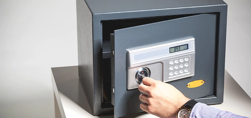 Jewelry Safe Unlocking Service in Naperville, Illinois