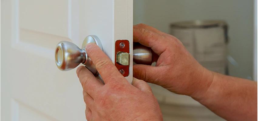 AAA Locksmiths For lock Replacement in Naperville, Illinois